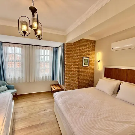 Adria Hotel