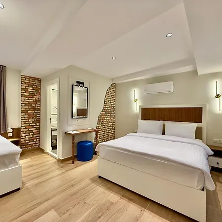 Adria Hotel