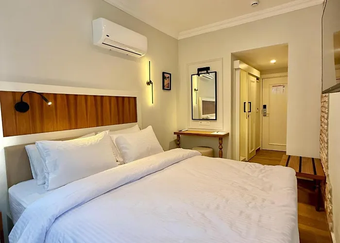 Adria Otel *